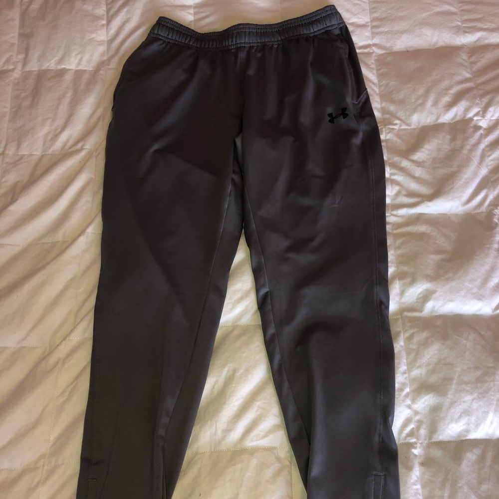 NEVER WORN Under Armour Joggers
